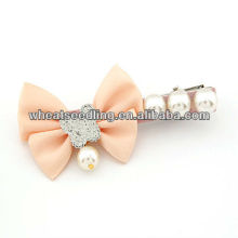 Bowknot da menina da forma com pérolas da pérola do cabelo Pins011051945